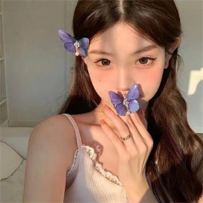 绿野红鸾